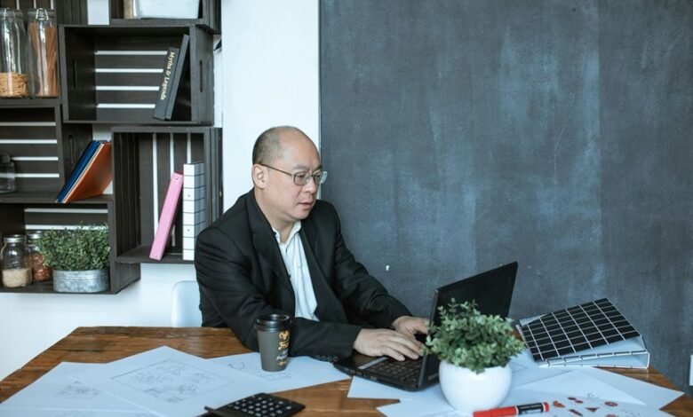 digital hub strategy development